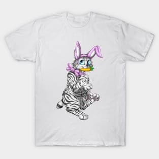 Bobtail BunnyCat: Silver Tabby (Pink) T-Shirt